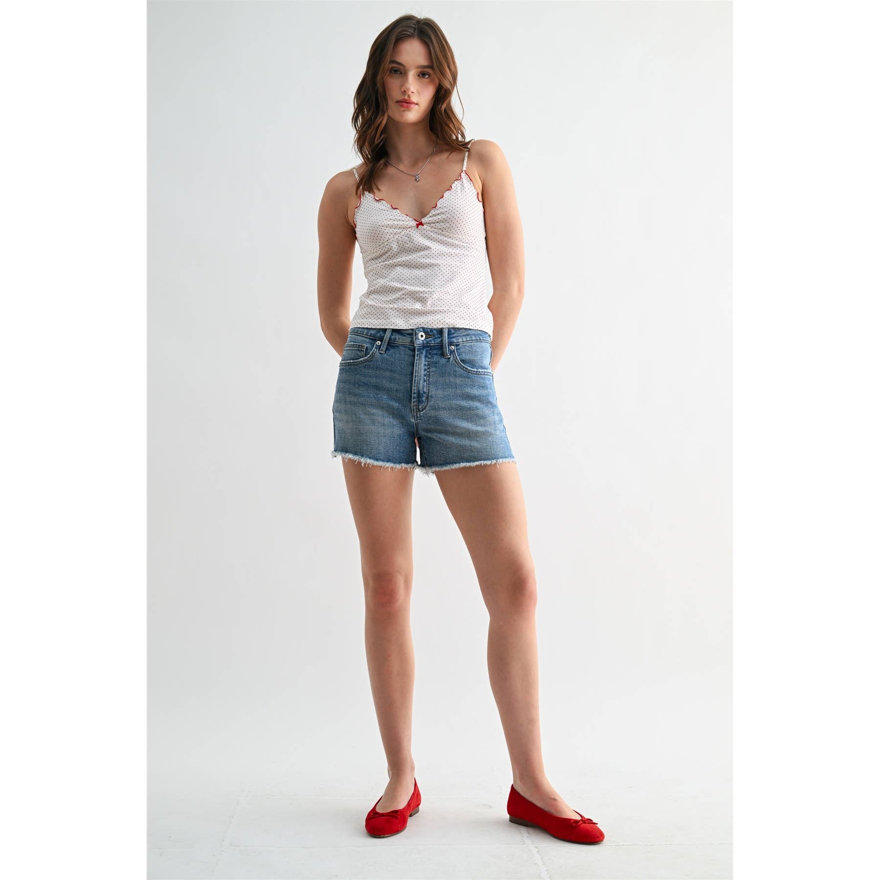 HIGH-RISE SHORTS RAW HEM