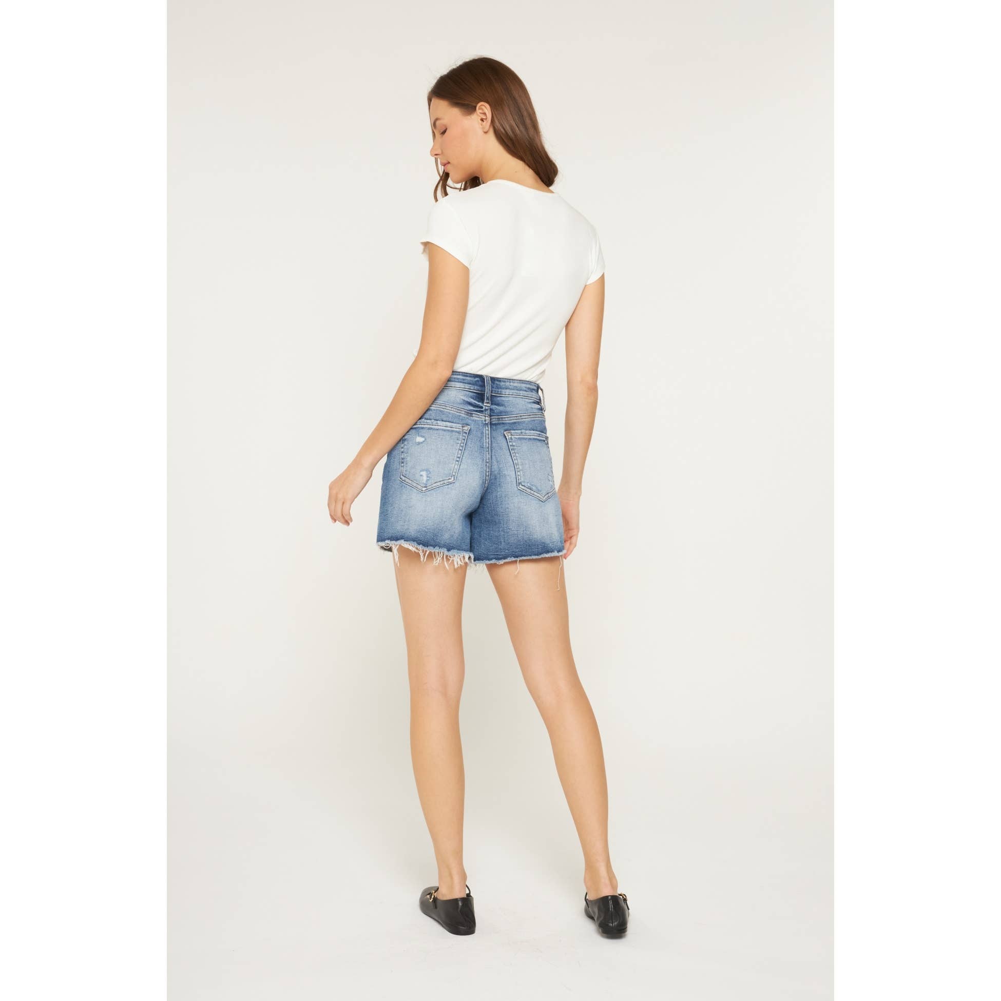SUPER HIGH RAW HEM MID LENGTH SHORTS