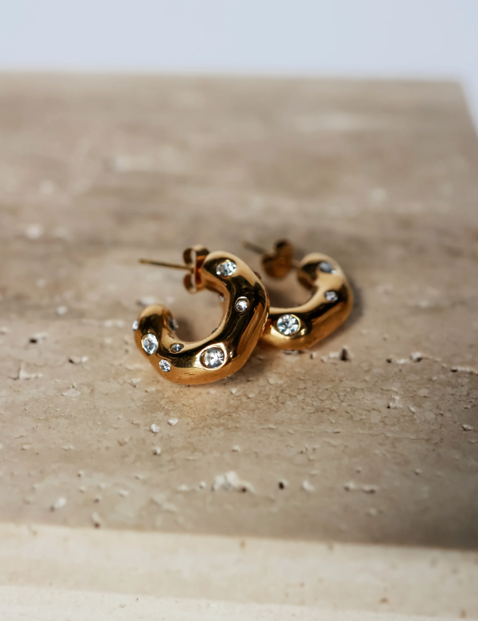 YOU'RE SO GOLDEN HOOPS