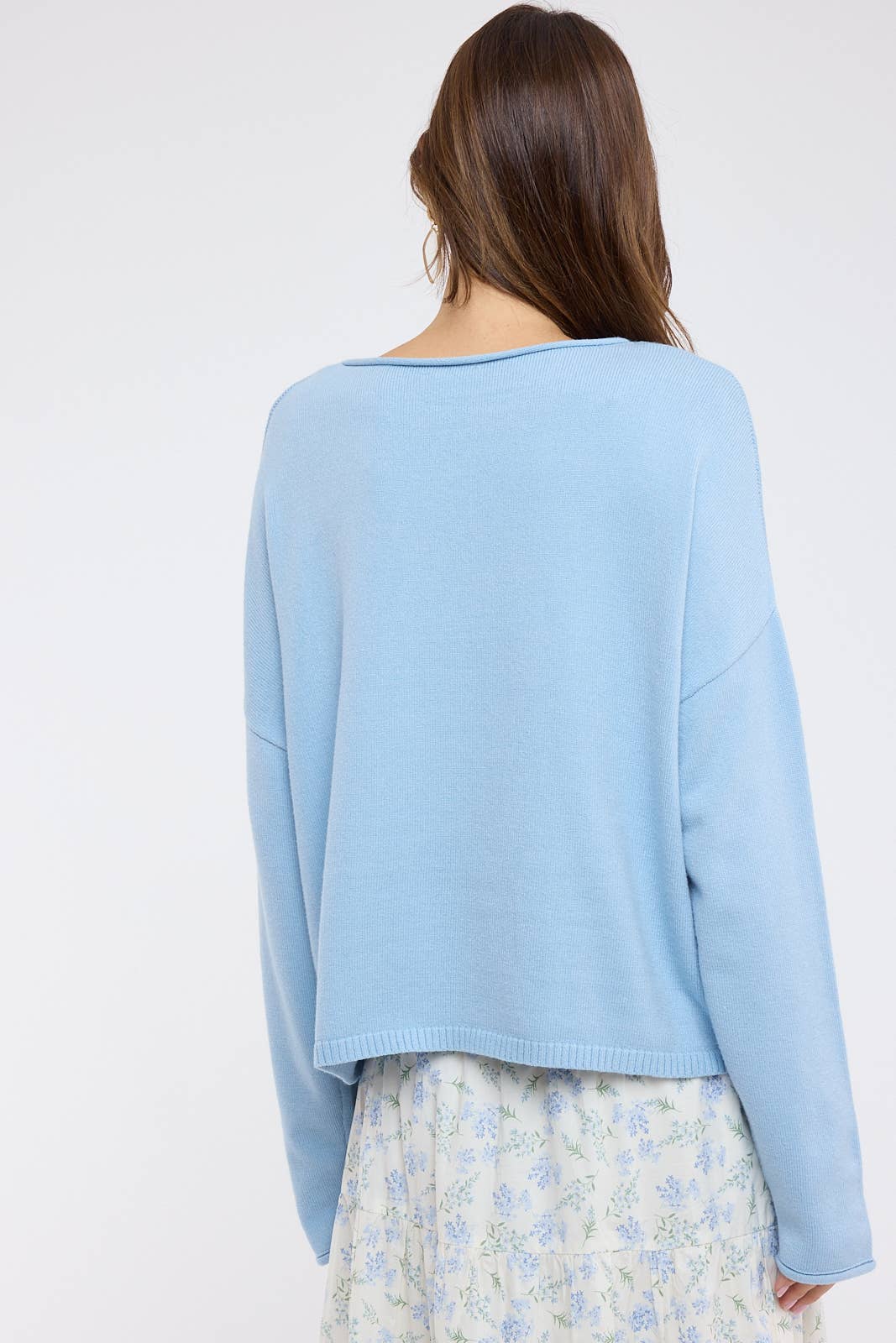 BOAT NECK LIGHTWEIGHT SWEATER