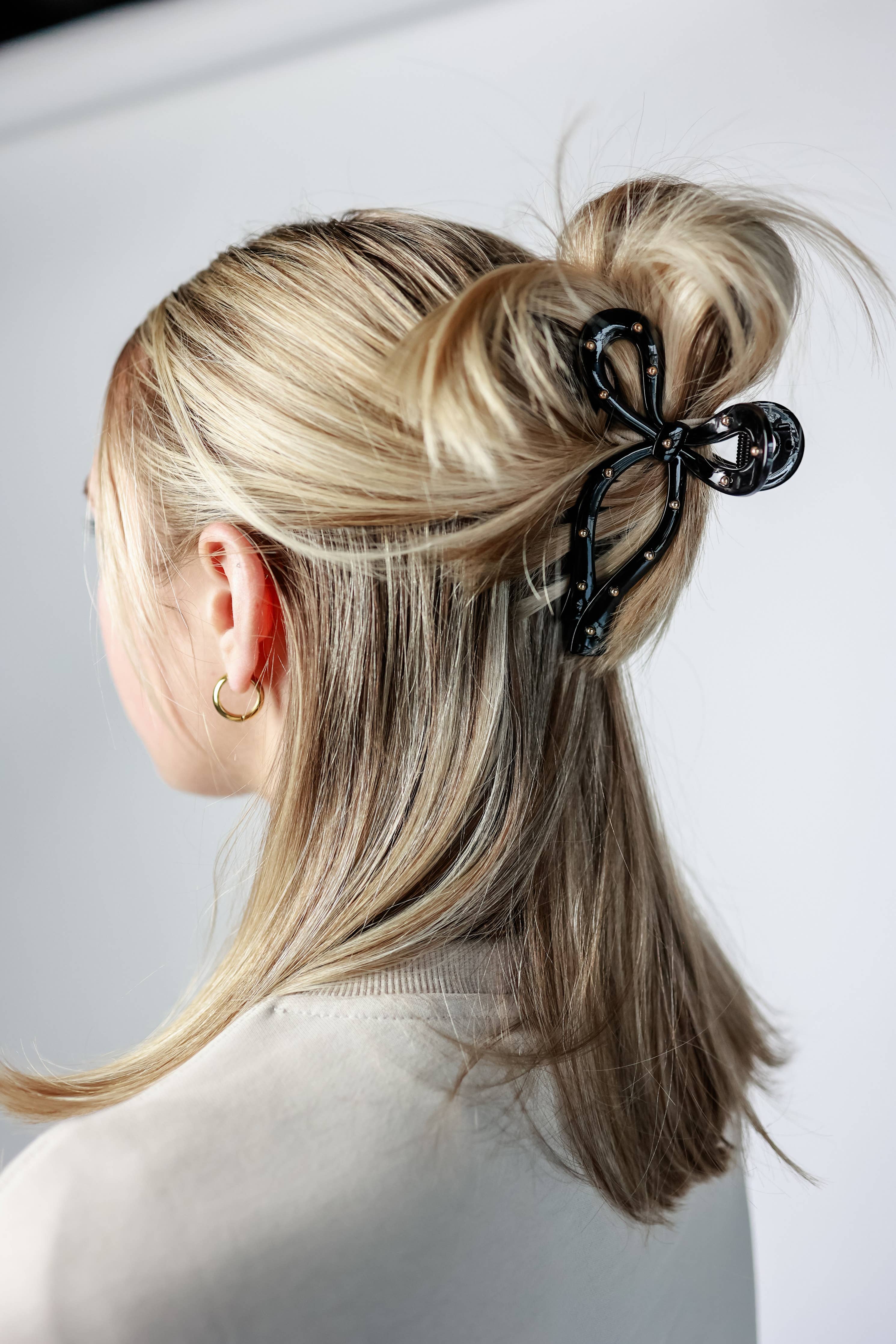 THE STUDDED BOW CLIP | BLACK