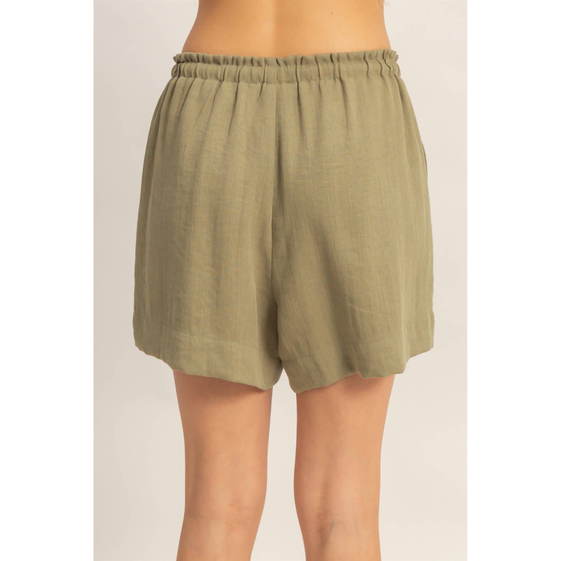 Drawstring Pleated Shorts